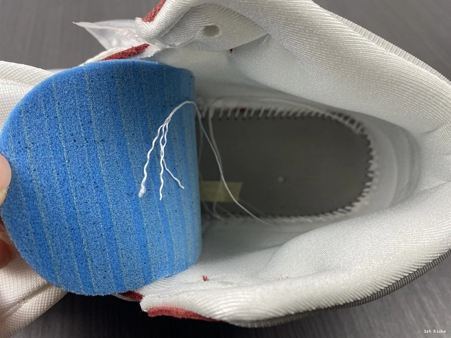 (W) Mid Jordan 1 Machines DM9601-200 - Anti-Gravity 0412